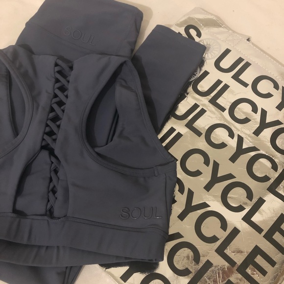 Soulcycle leggings and sports bra matching set. - Picture 2 of 8